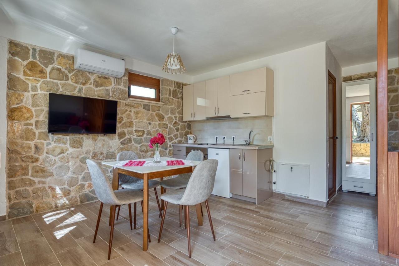 Stonehouse In Olives Διαμέρισμα Ούλτσιν Εξωτερικό φωτογραφία